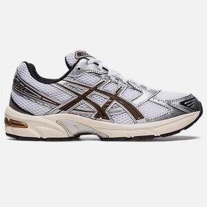 NWT ASICS Gel 1130 in White/Clay Canyon size Women’s 6.5